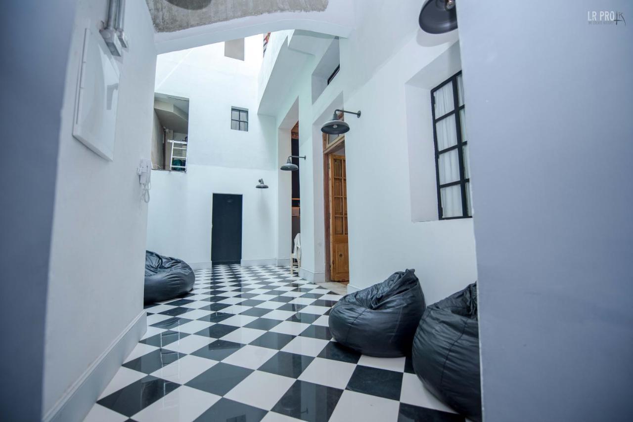 AHIVÁ Espacio Temporal Montevideu Exterior foto